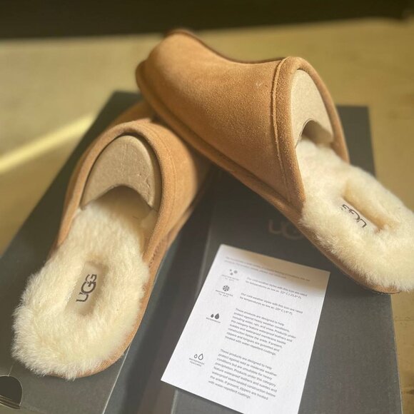 Ugg Men’s Size‎ 8 Scuff Slippers Chestnut